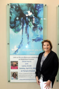 LINDA WIDMAN AND HER BEAUTIFUL ART FOR THE EVENT
